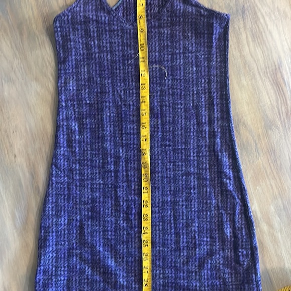 Lululemon - Picture 4 of 4